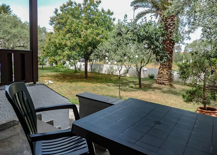 Hotel de apartamente Dafni